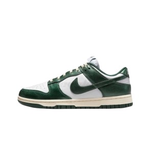 Nike Dunk Low PRM Vintage Green (W)