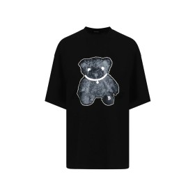 WE11DONE Pearl Necklace Teddy Logo Tee Black